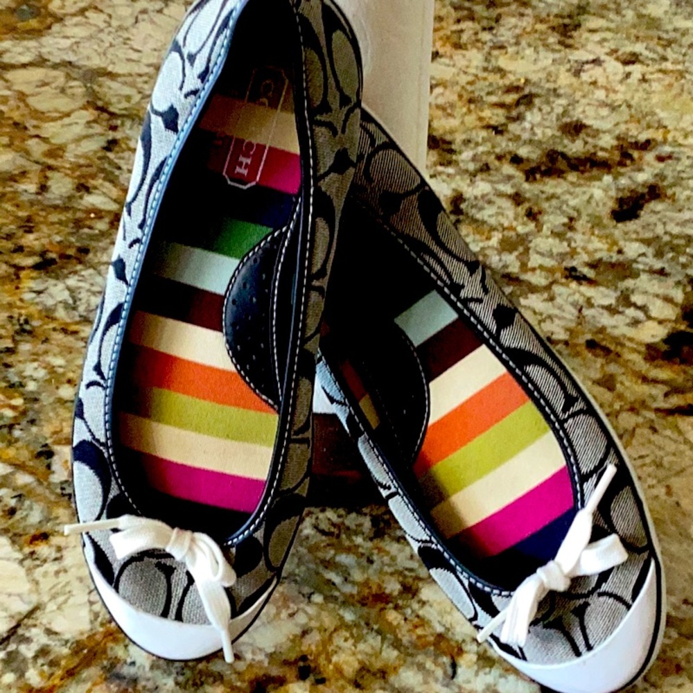 Coac slip on tennis shoes